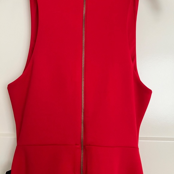 Express Dress with side cut-outs - NWT - Picture 4 of 7